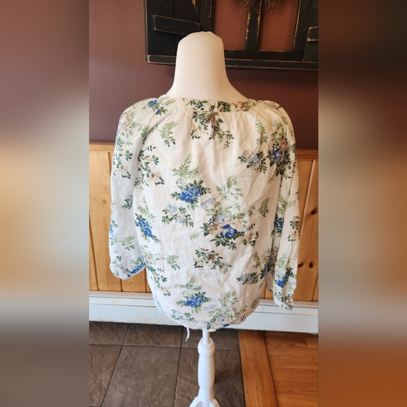 Ann Taylor Floral Button Up Blouse Garden Floral Size Small P - Picture 3 of 11
